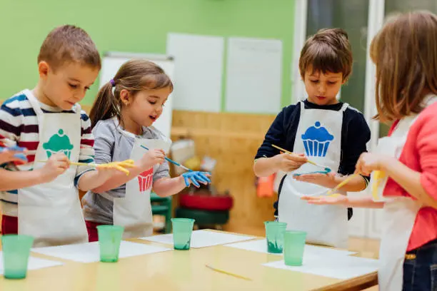 Ni&ntilde;os en talleres