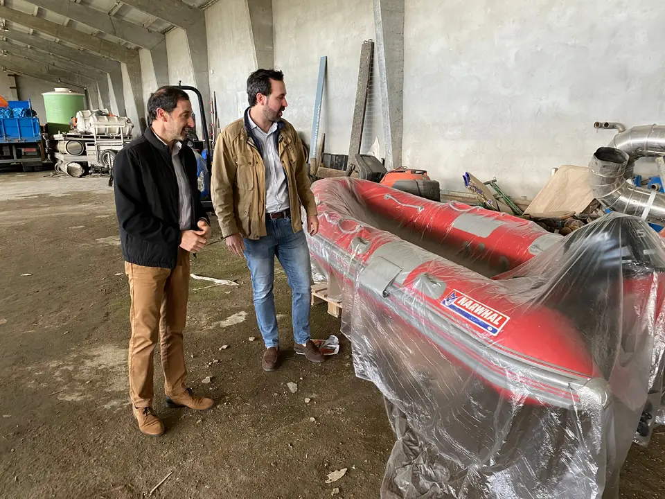 FOTO Visita Nave Begonte (7)
