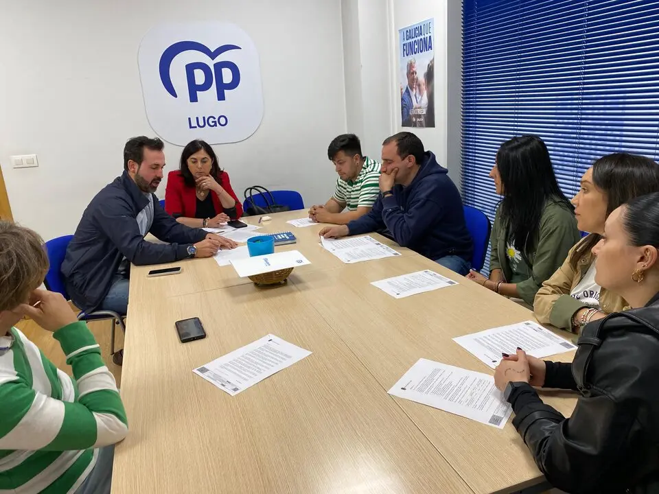 FOTO Xuntanza asociación veciños Paradai (1)