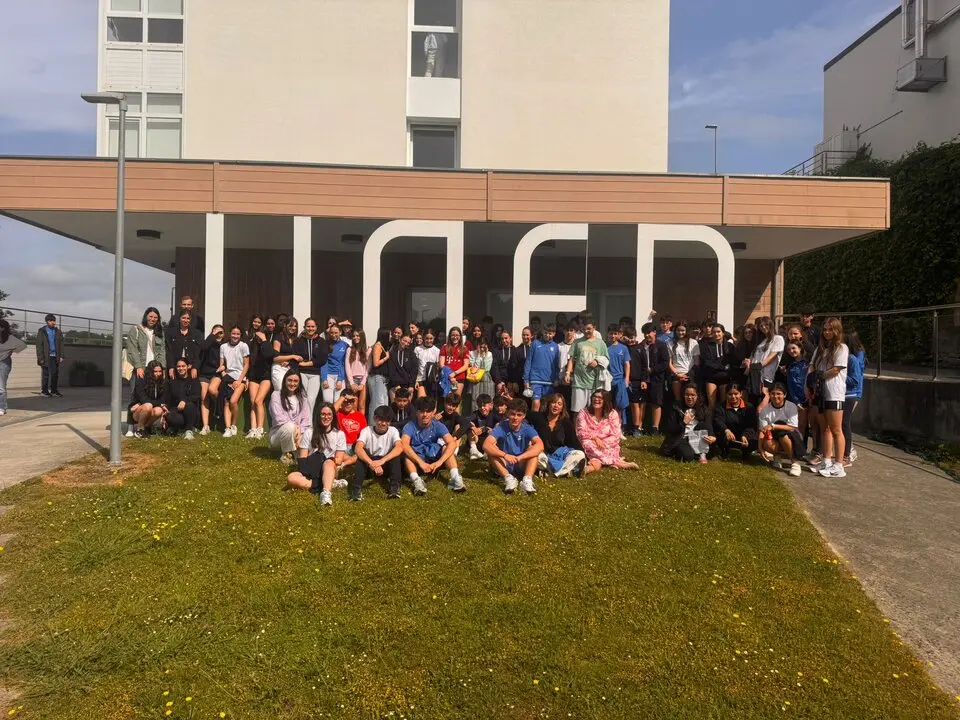 Los alumnos del María Auxiliadora asistieron a la charla de la UNED de Lugo
