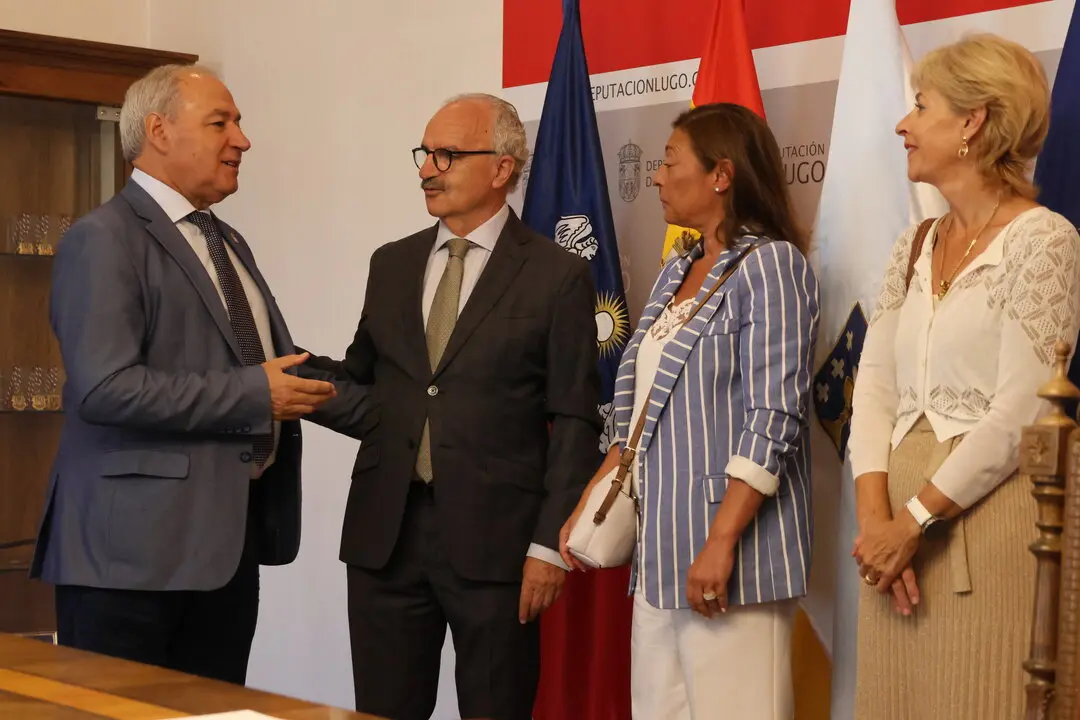 010925 Sinatura convenio Avogados Lugo