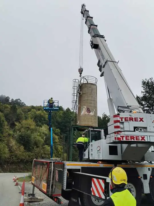 250925 Substitución do silo en Navia de Suarna