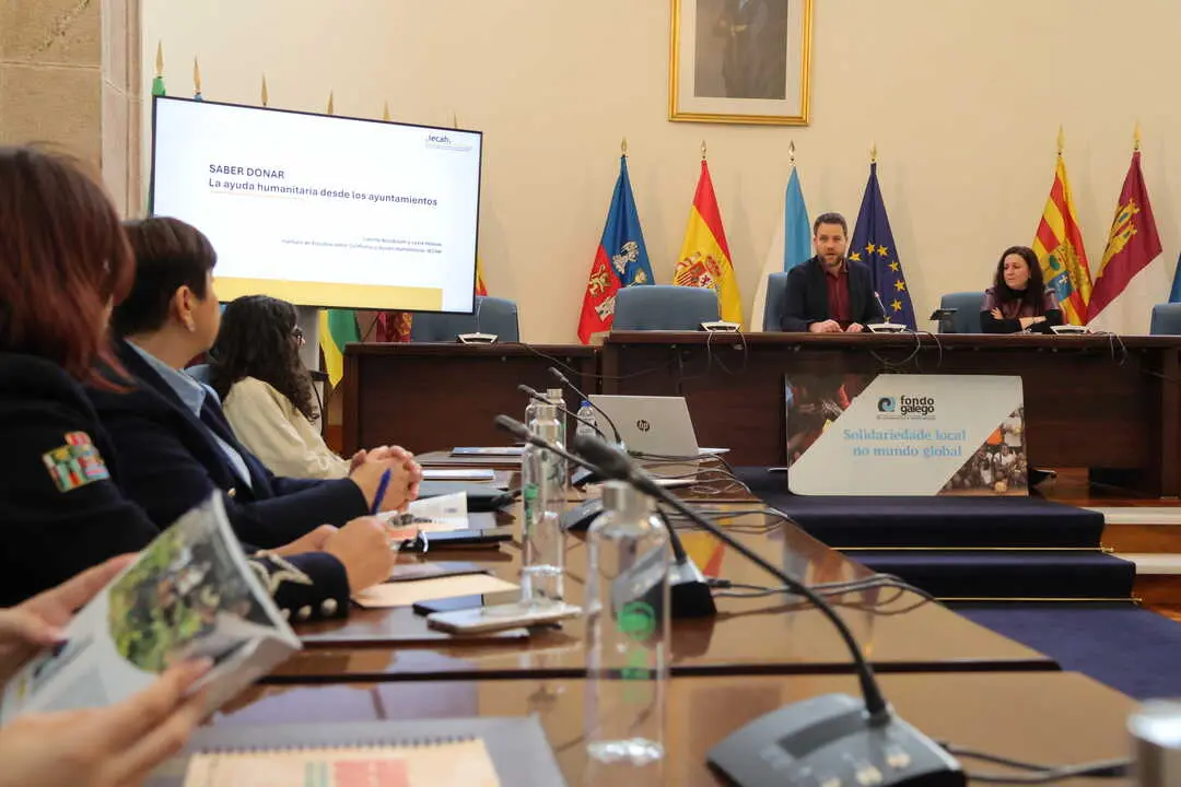 271025 Inauguración curso sobre xestión da axuda humanitaria-Fondo Galego