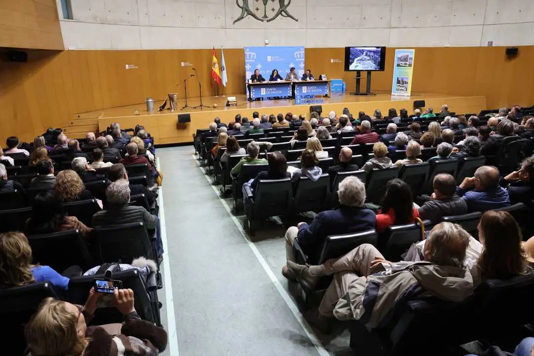 Presentación del libro «Descubre Lugo» en la Delegación de la Xunta