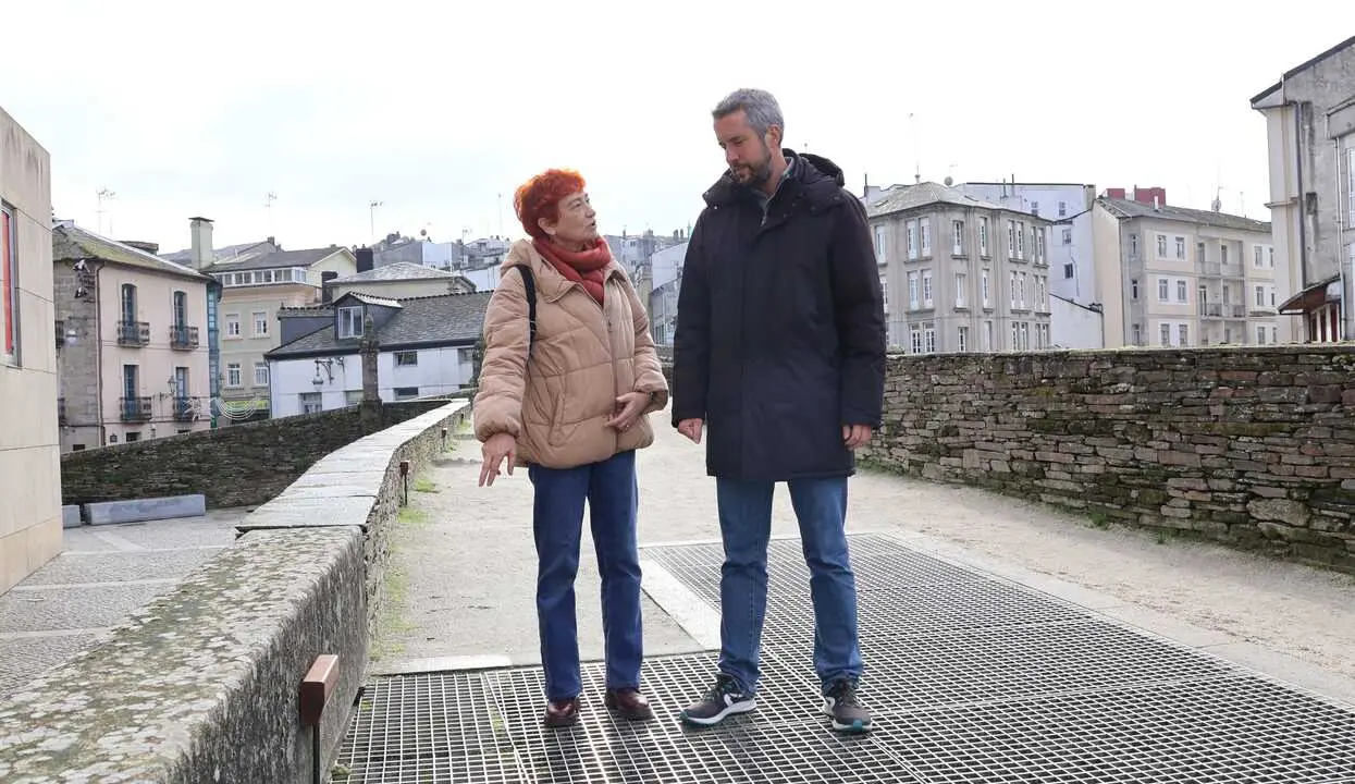 Rubén Arroxo y Maite Ferreiro, en la muralla