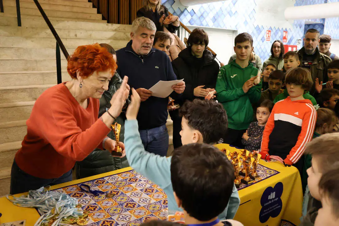 Maite Ferreiro, durante al entrega de premios del Torneo de Ajedrez de Nadal