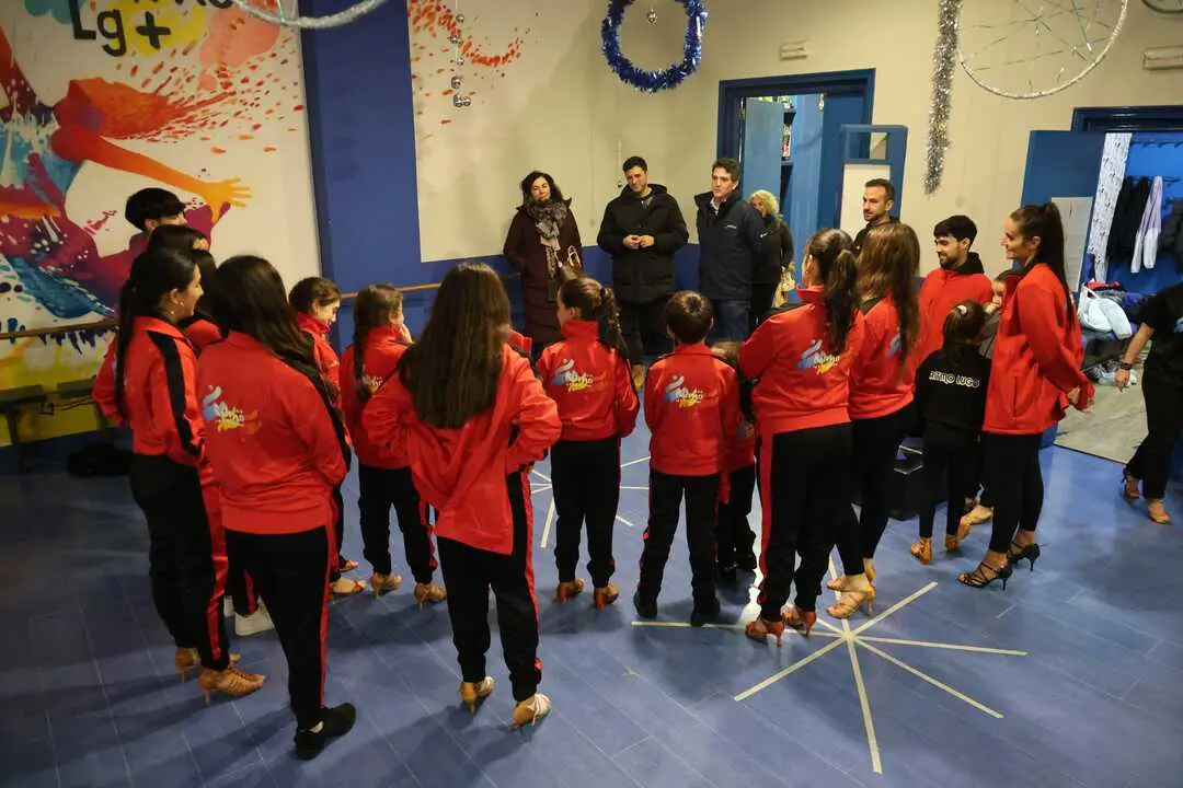 Javier Arias recibi&oacute; a los integrantes de Ritmo Lugo