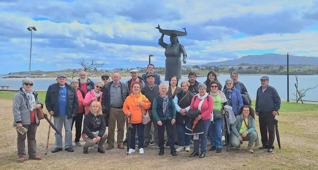 010126 Co&ntilde;ece a t&uacute;a provincia - Xunta de Goberno (1)