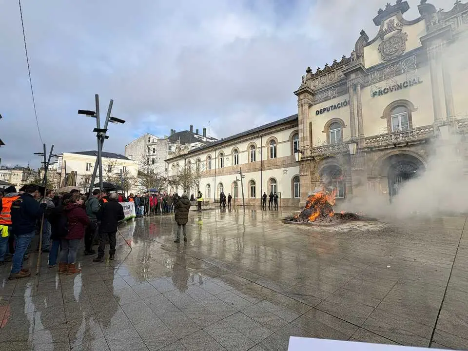 Protestas de los ganaderos en la Praza de San Marcos