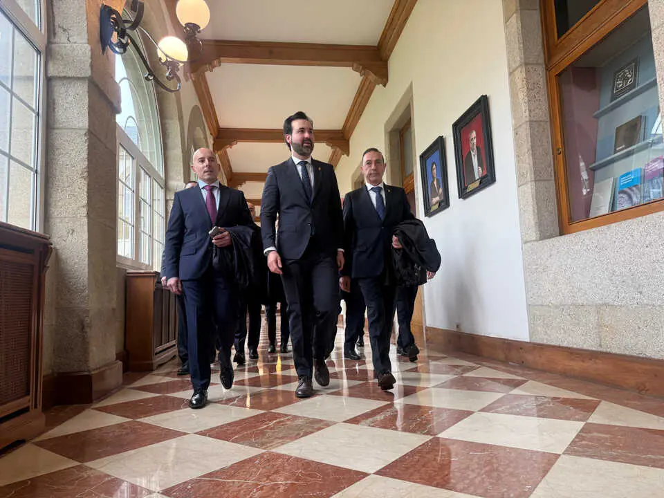 Antonio Ameijide, en un pasillo de la Diputaci&oacute;n