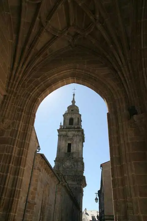 Una torre de la catedral de Lugo