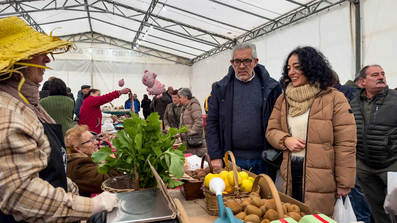 00042260207_FEIRA CARNAVAL NADELA_