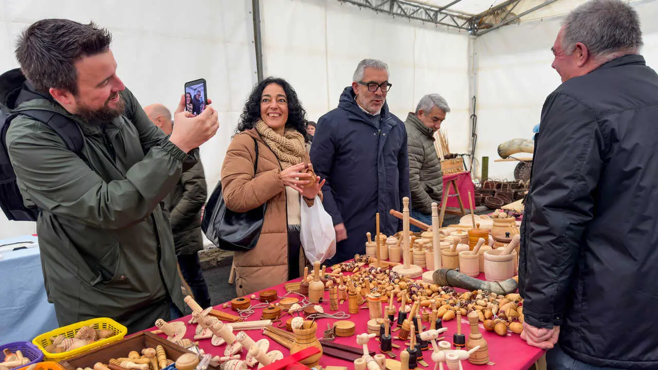 00043260207_FEIRA CARNAVAL NADELA_