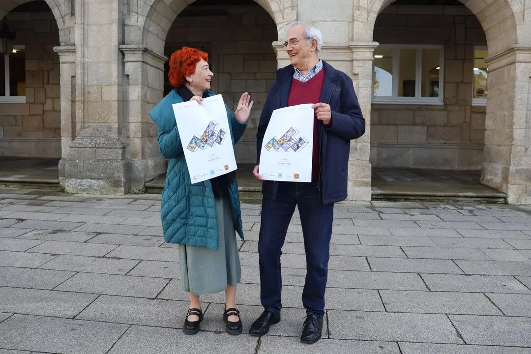 Maite Ferreiro, durante la presentaci&oacute;n de la actividad &laquo;Matem&aacute;ticas na r&uacute;a&raquo;