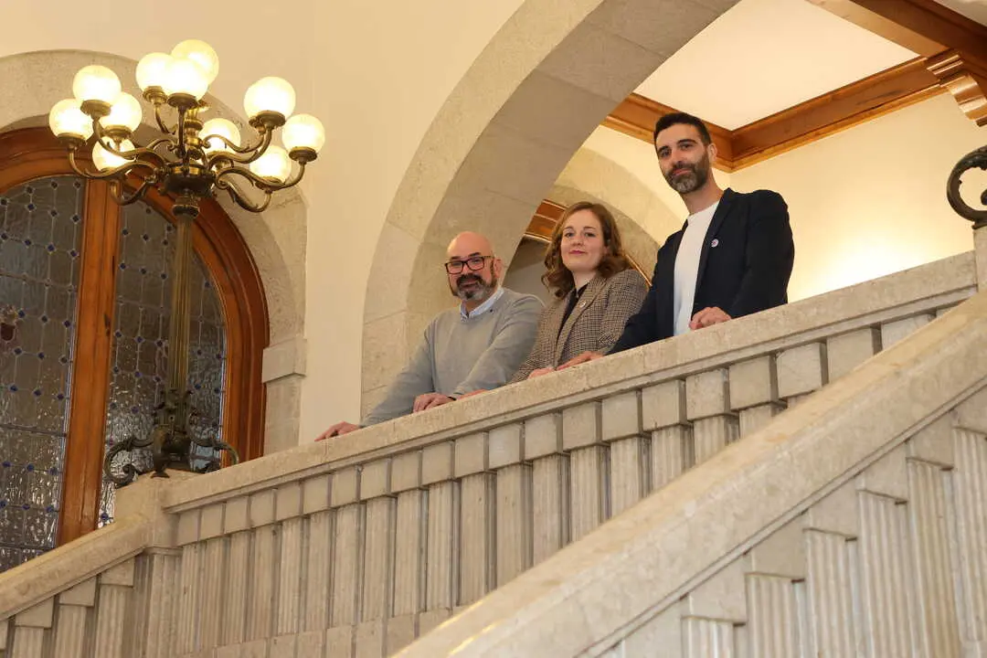 Efr&eacute;n Castro, Iria Castro y Daniel Garc&iacute;a, en la Diputaci&oacute;n