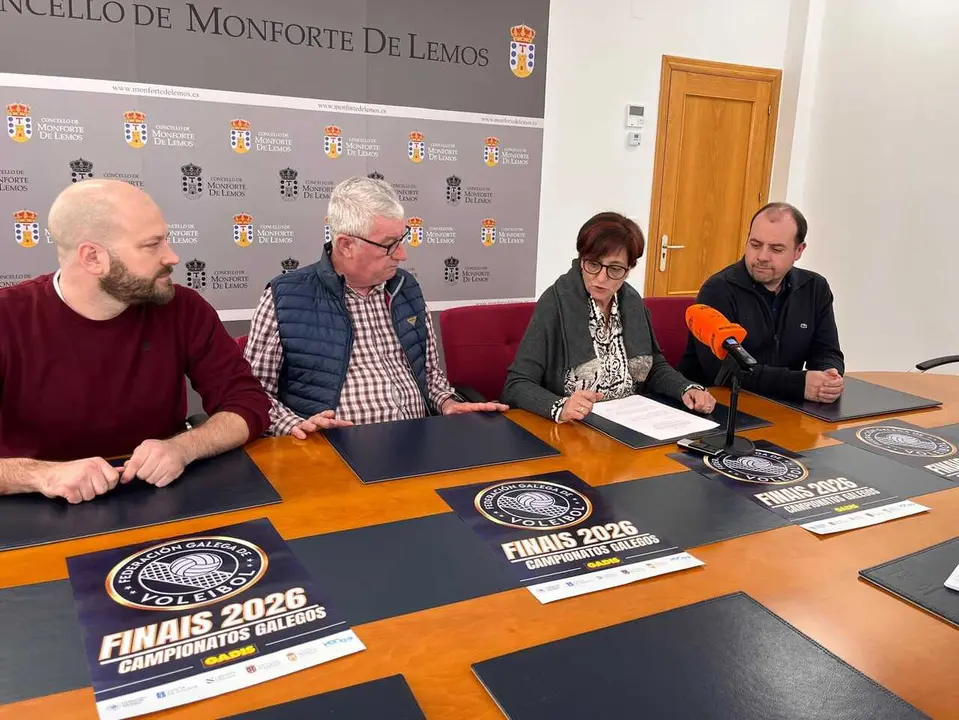 Presentaci&oacute;n Fase final Gallego juvenil de voleibol en Monforte