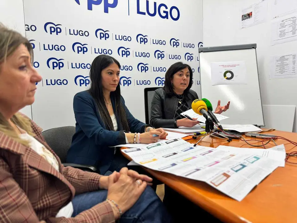 Elena Candia, durante la comparecencia ante los medios