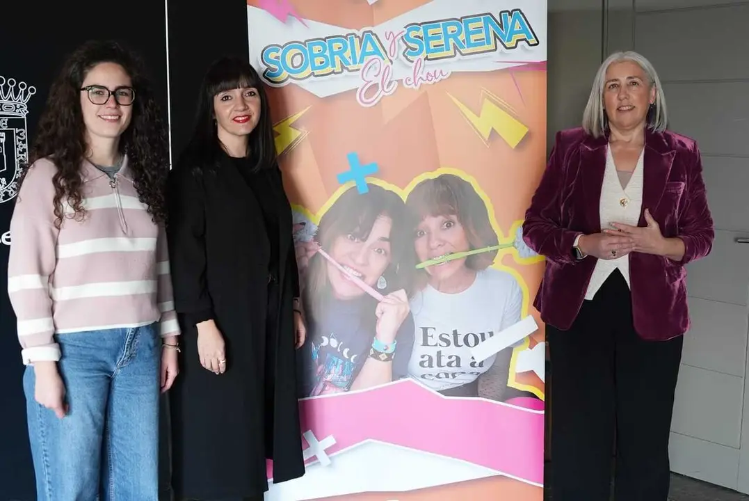 Paula Vigo, Marta Rouco y Marisol Morandeira, en el auditorio de Vilalba