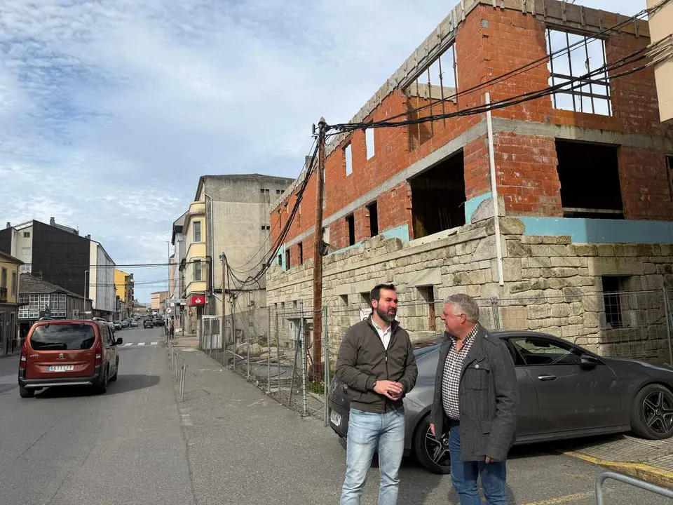 FOTO GPP residencia Guitiriz obra paralizada