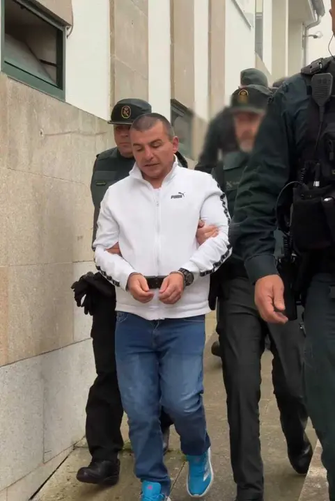 Javier Montero, a su llegada al juzgado de Mondo&ntilde;edo. Pradero