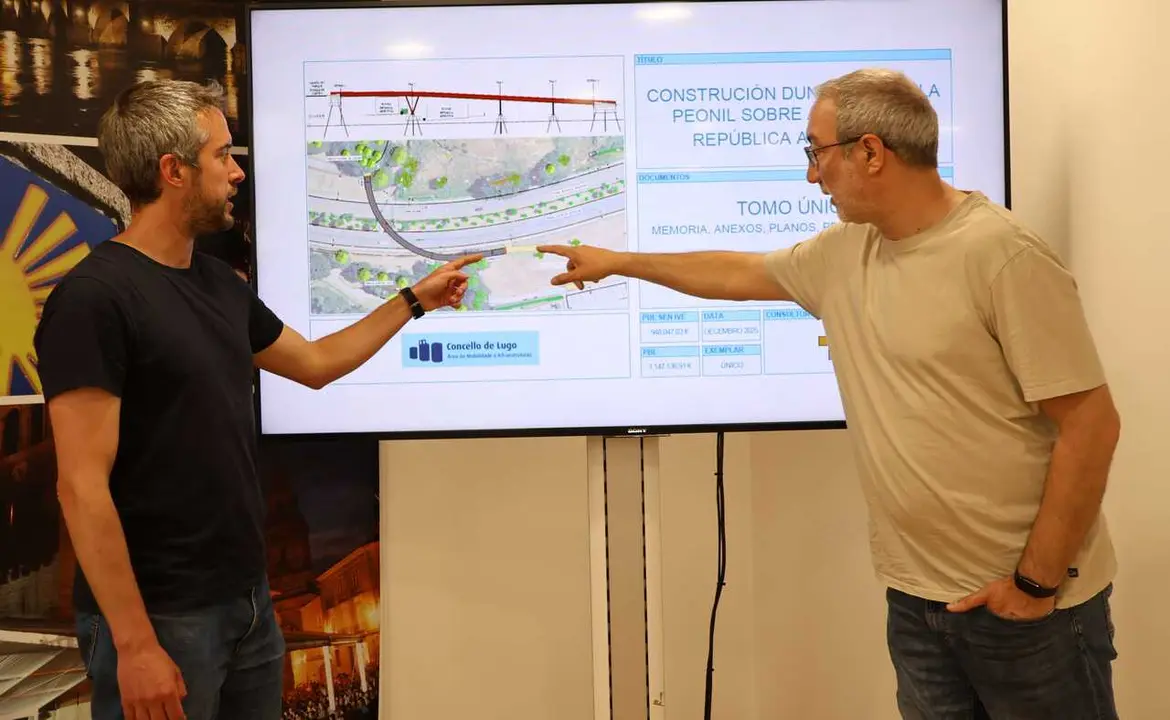 Rub&eacute;n Arroxo, en la presentaci&oacute;n de la pasarela entre los dos parques