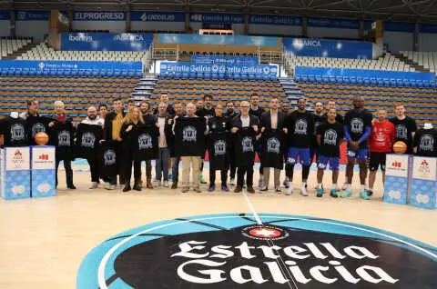 060526_presentacion_camiseta_breo-arde_lvcvs_2