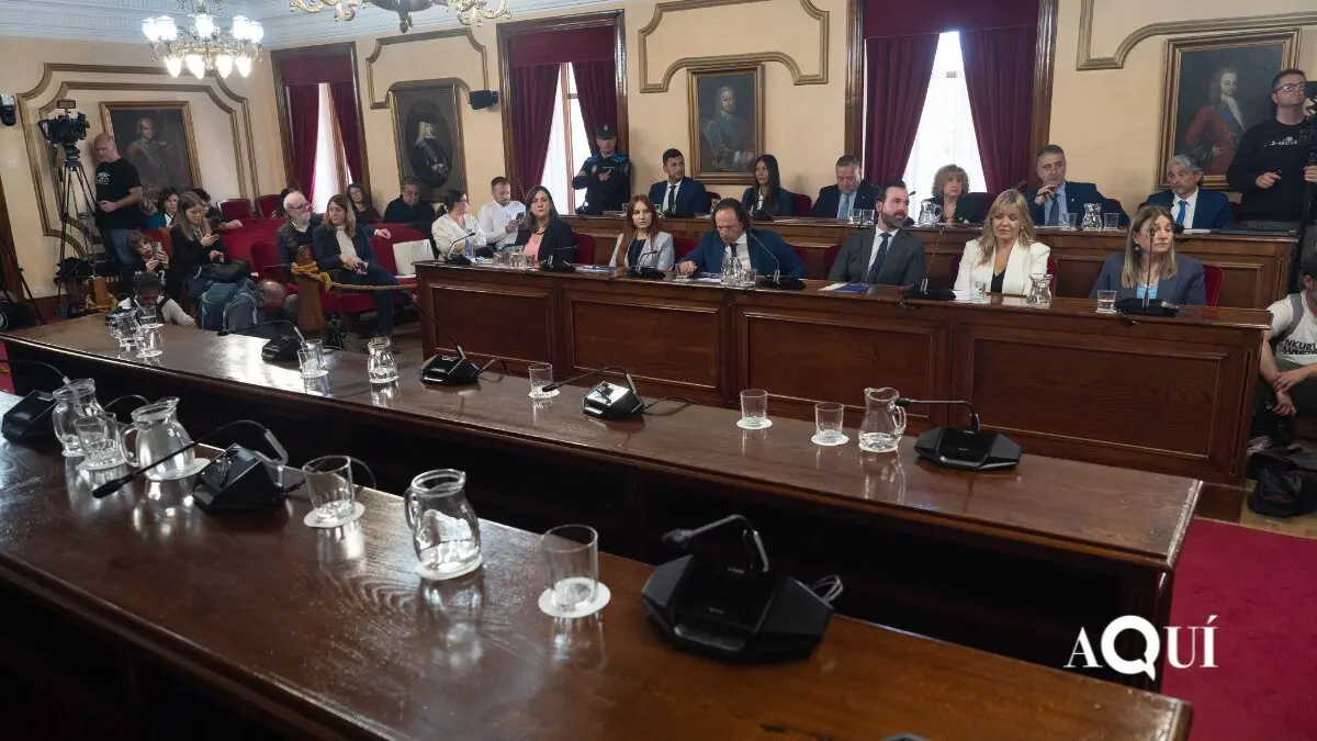 Moci&oacute;n de censura en Lugo (15)