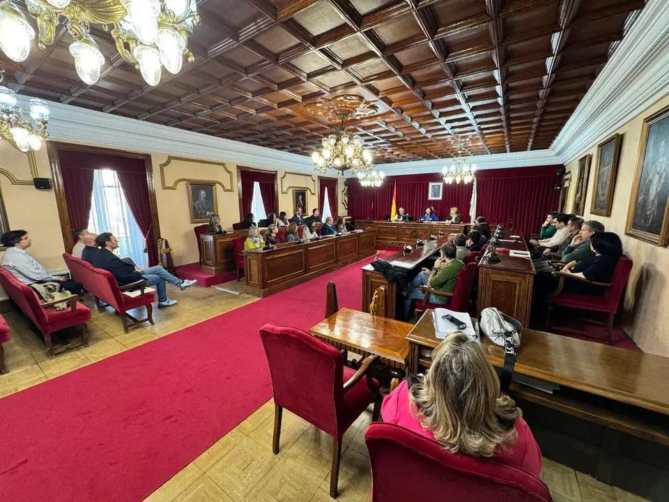 Reuni&oacute;n XefesServizo con Elena Candia