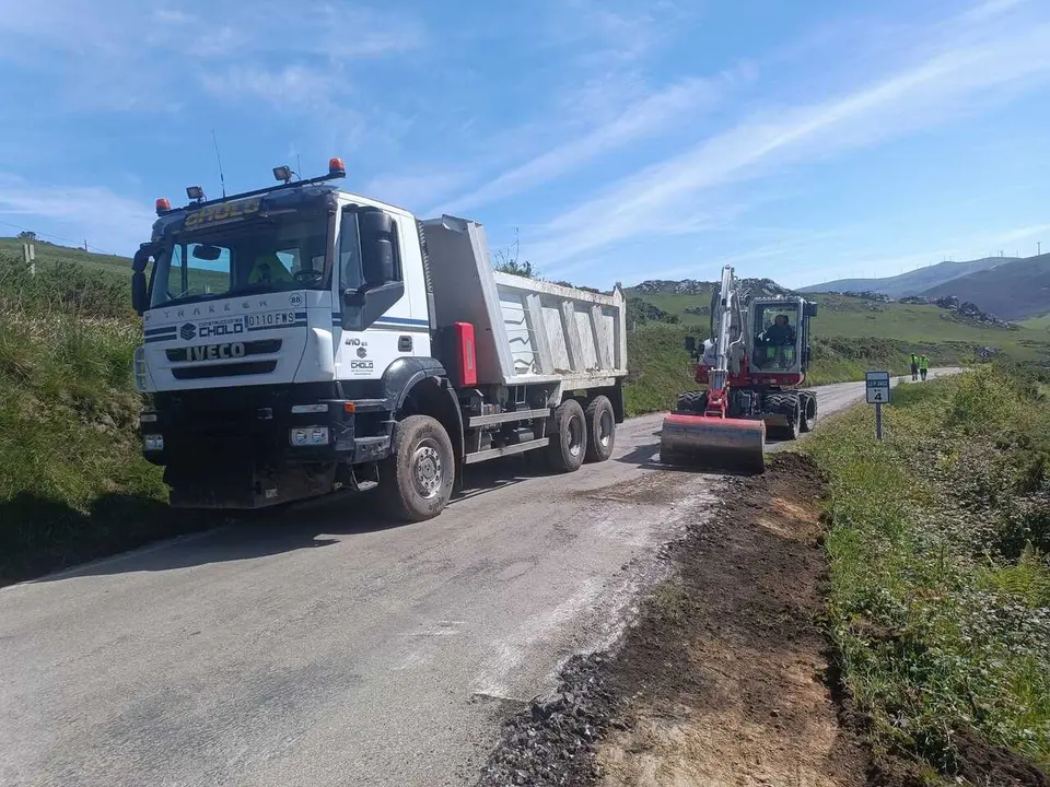 210526 Traballos na LU-P-3402 e LU-P-6502