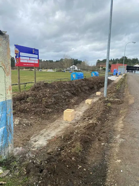 220526 - Foto campo - PSdeG R&aacute;bade - Moci&oacute;n