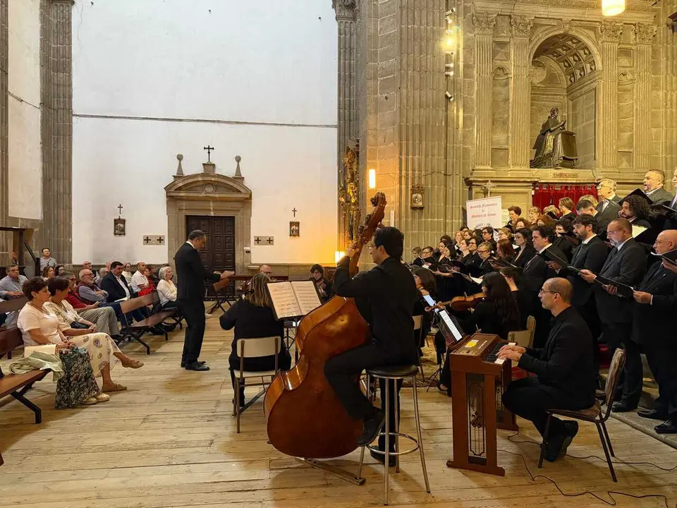 Concierto del Orfe&oacute;n Terra a Nosa en Monforte