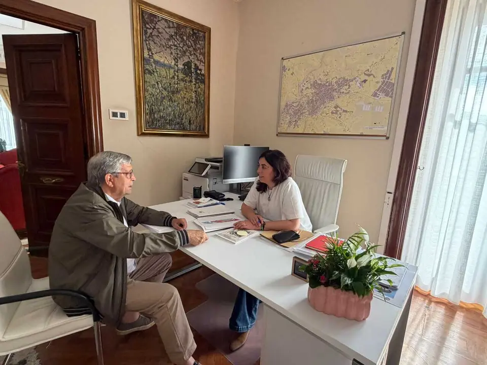 Candia mantuvo una reuni&oacute;n con Seijas