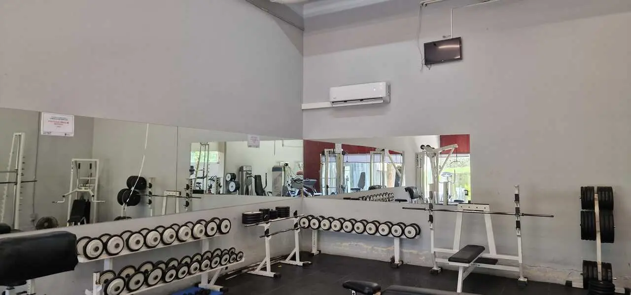 Gimnasio de la piscina de Chantada