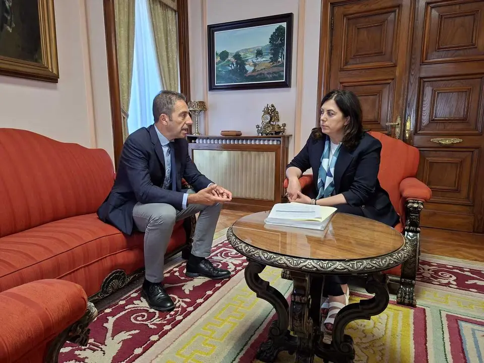 Villares y Candia, durante el encuentro que mantuvieron esta ma&ntilde;ana