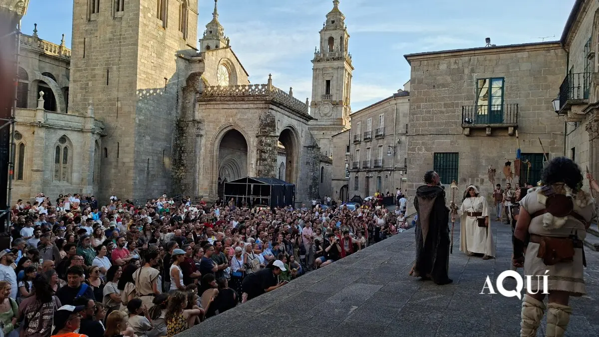 Asamblea Galaica, Arde Lucus (18)