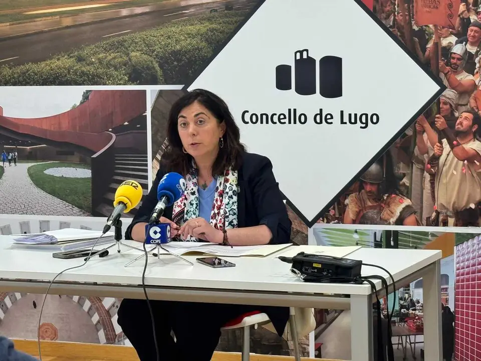 Rolda de Prensa Elena Candia