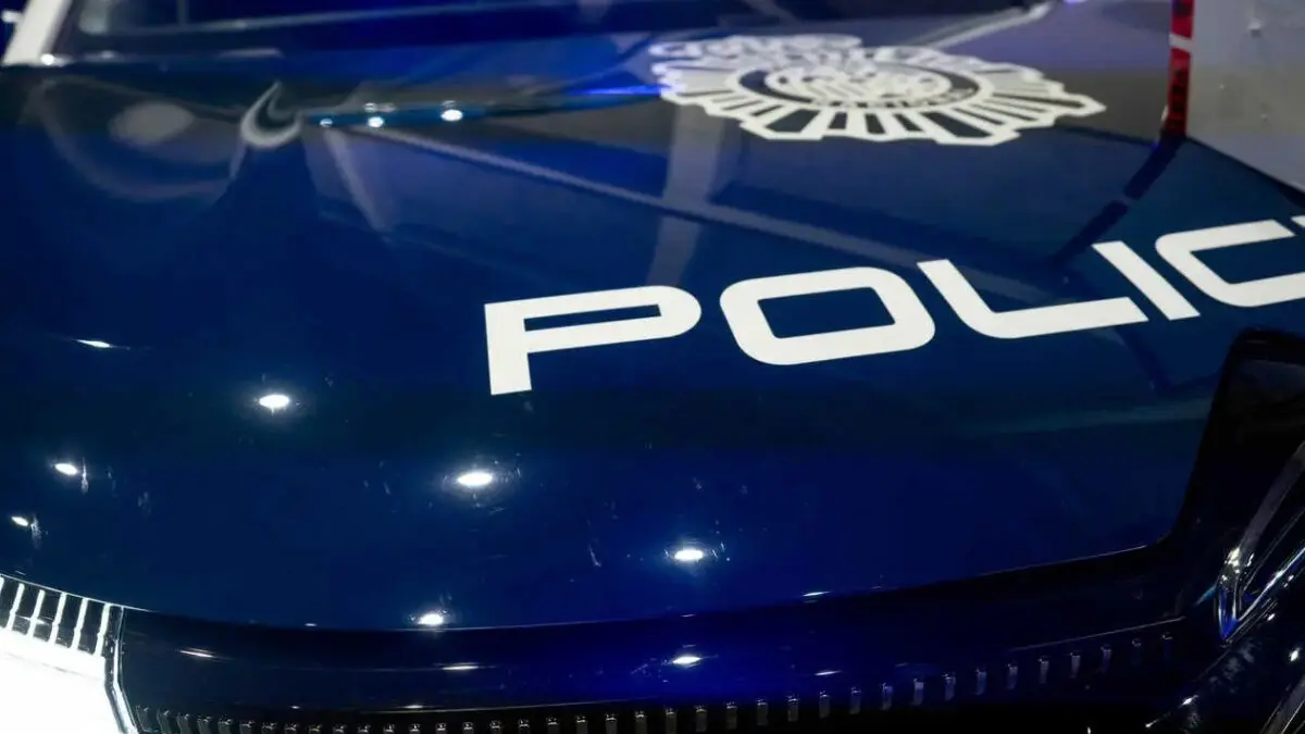 polic&iacute;a