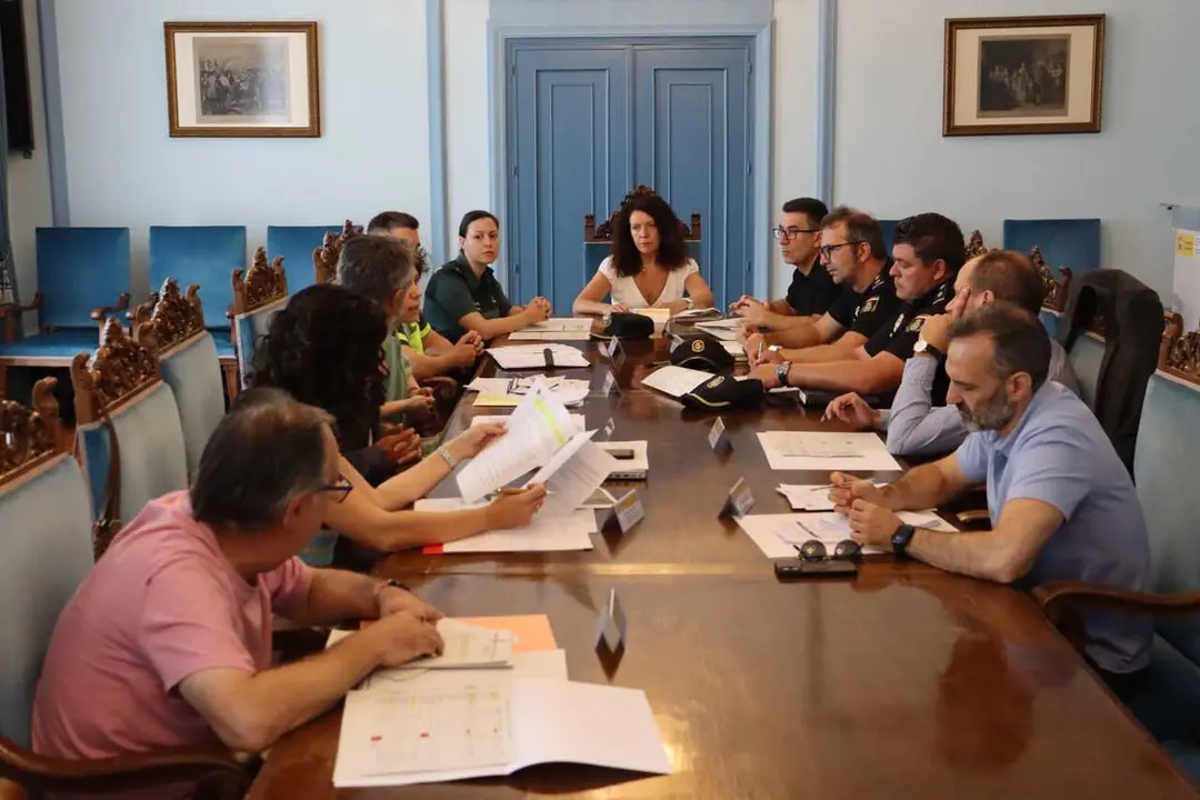 Olimpia L&oacute;pez presidi&oacute; la reuni&oacute;n del operativo del eclipse de sol