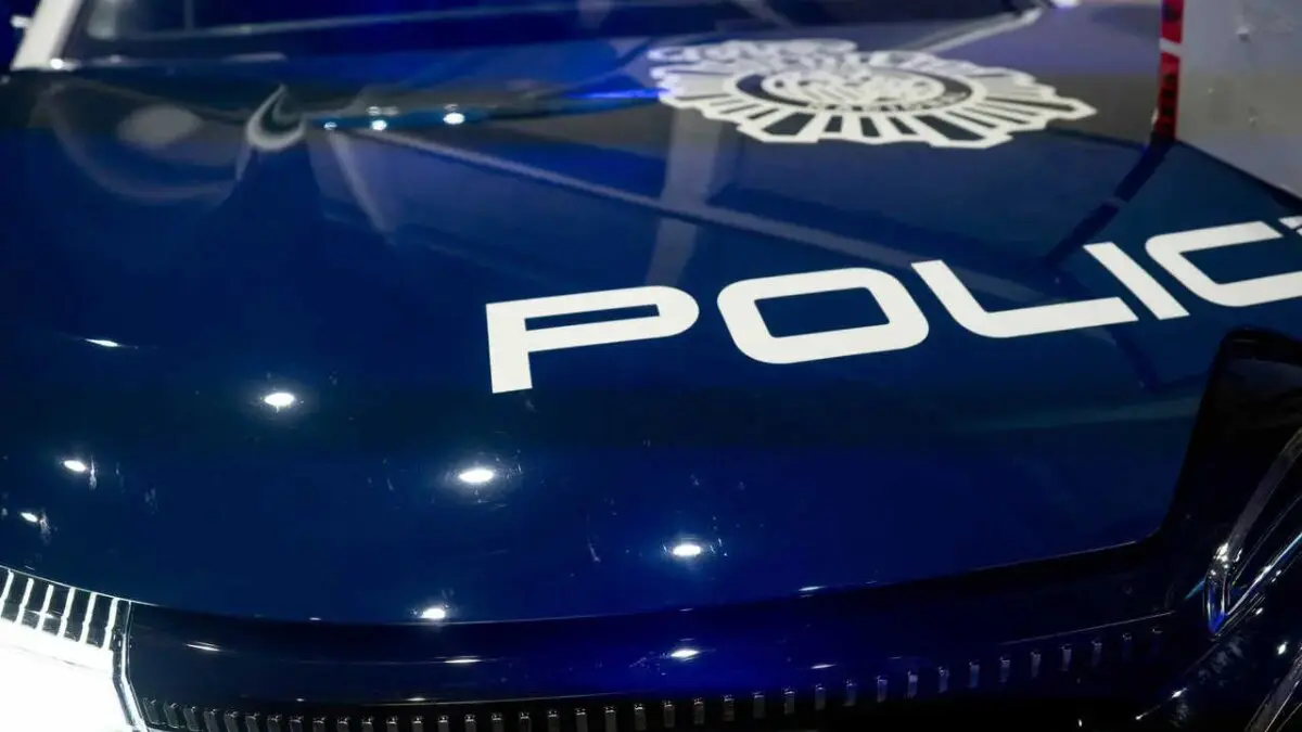 polic&iacute;a
