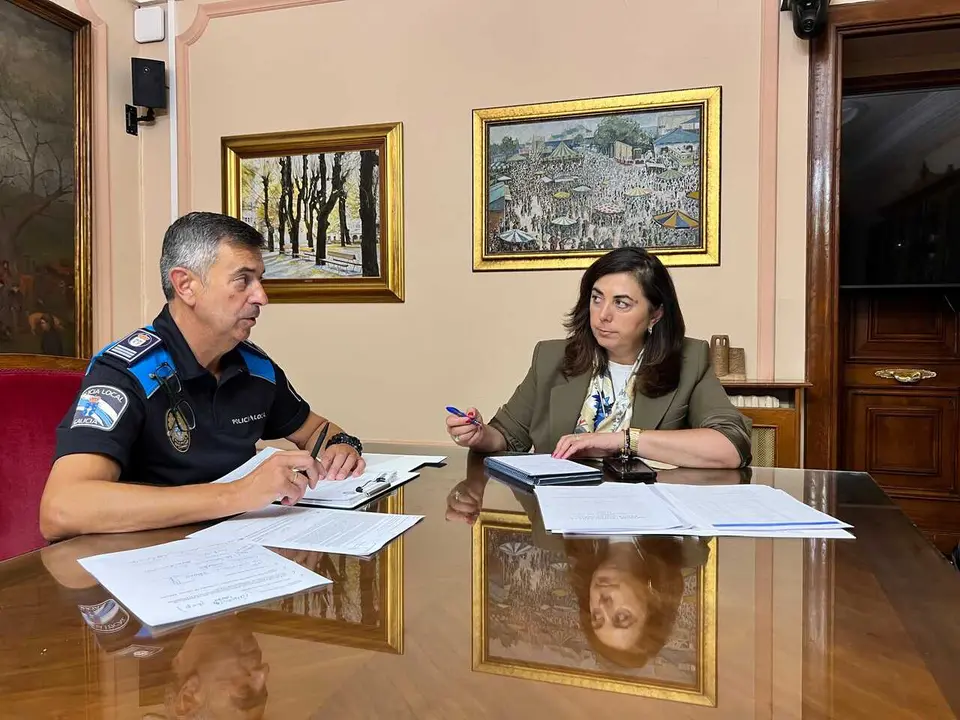 Pi&ntilde;eiro y Candia, en la reuni&oacute;n de la Mesa de Seguridade Permanente