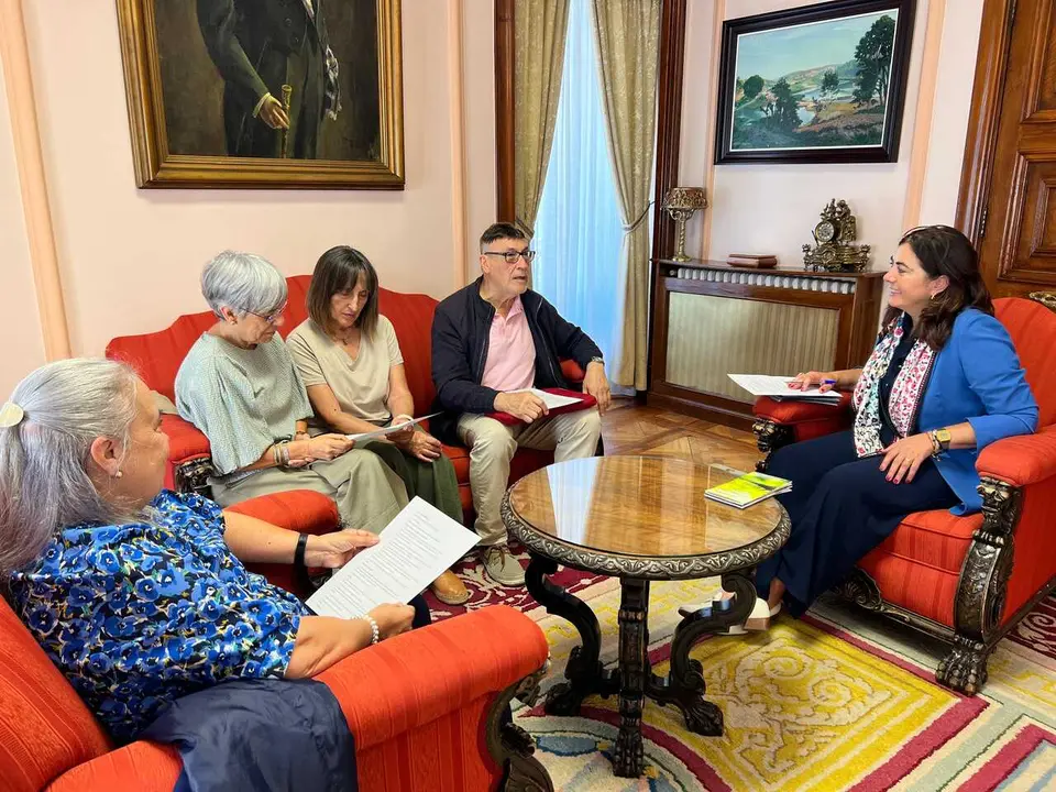 Elena Candia mantuvo un encuentro con Lugo Patrimonio