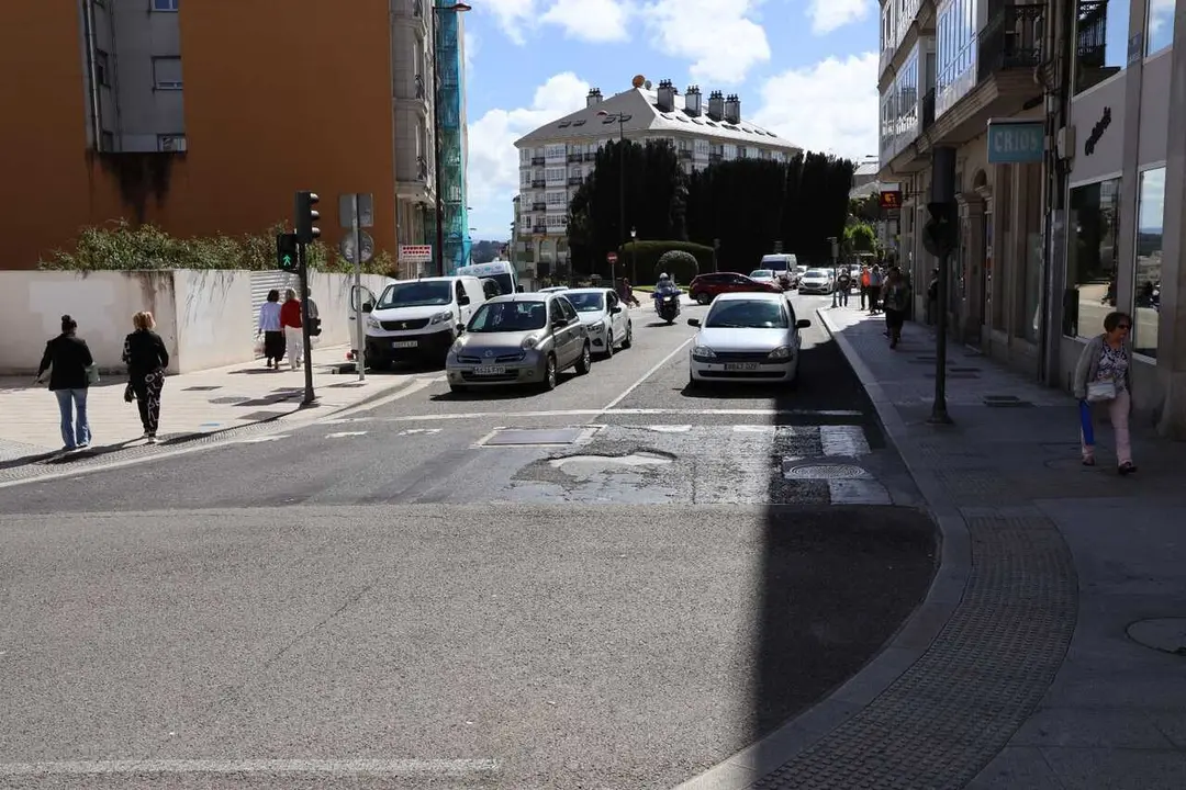 Baches en un paso de peatones en San Roque