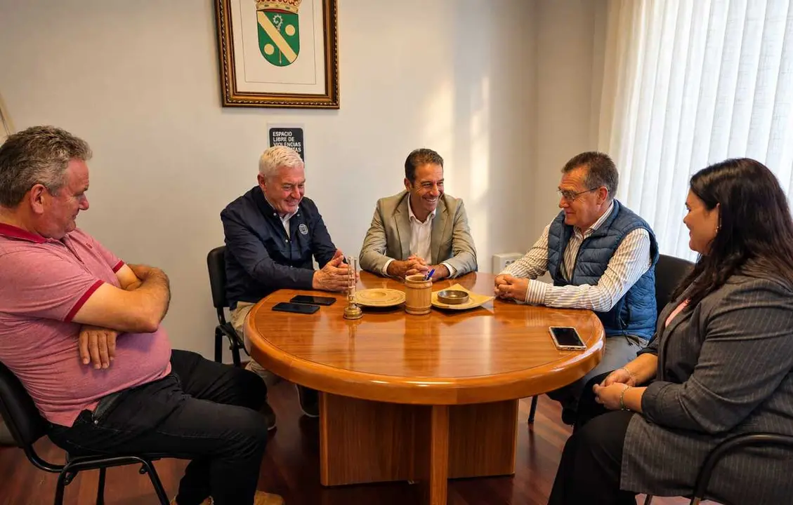 140926 Visita de Villares a Xermade