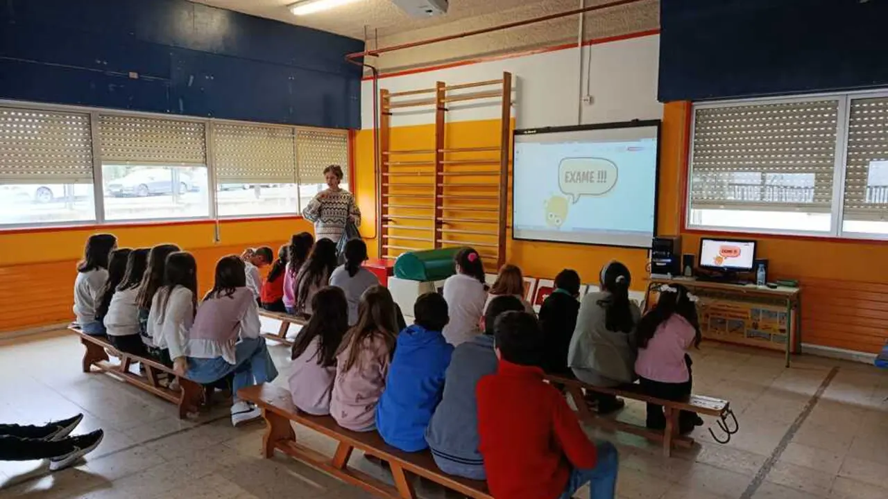 Obradoiro de reciclaje en el CEIP Santo Estevo de Parga