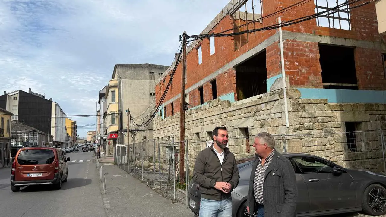 FOTO GPP residencia Guitiriz obra paralizada