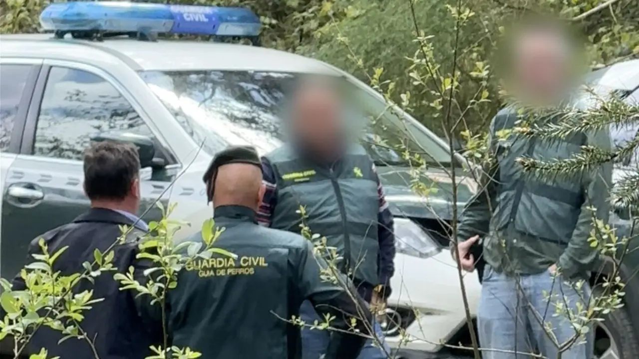 B&uacute;squeda del cuerpo de Enrique Bol&iacute;var. Pradero