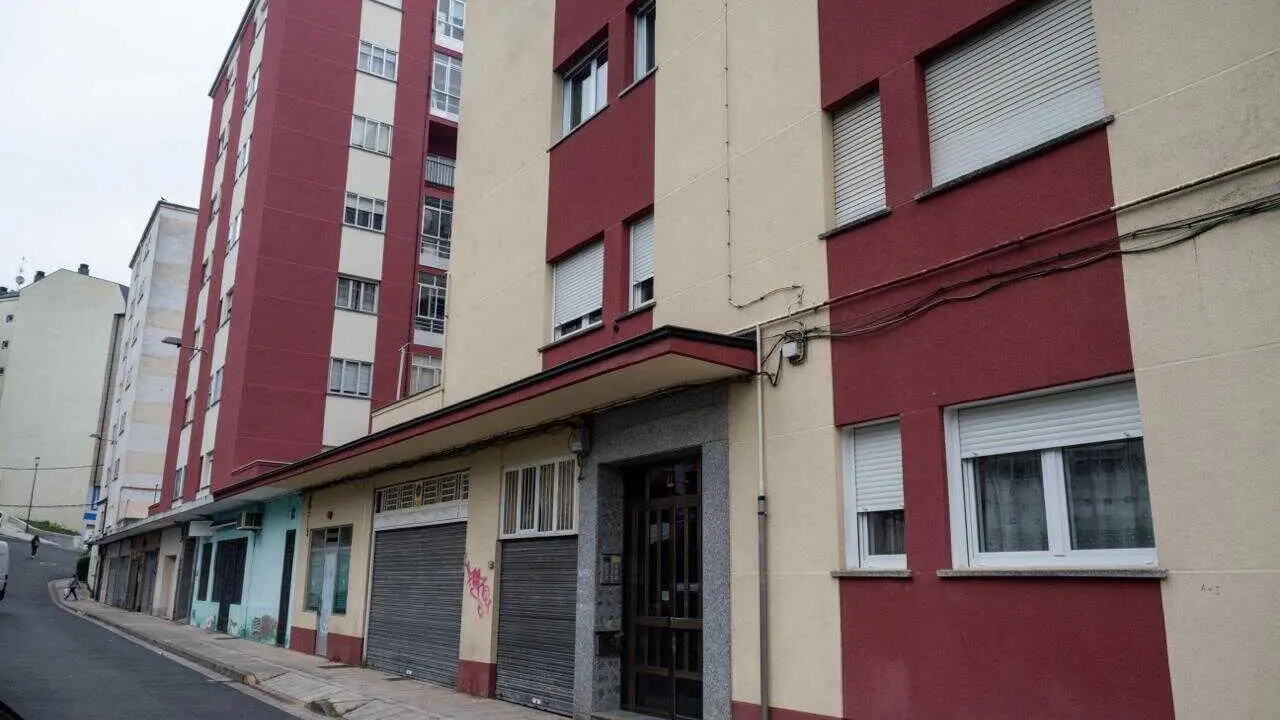 El inmueble que intentaban ocupar un hombre y una mujer se encuentra en Otero Pedrayo. Pradero