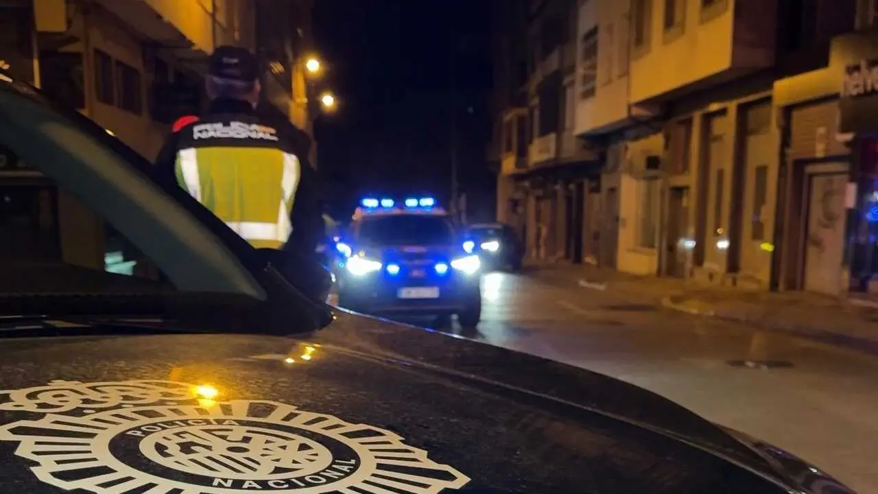 Polic&iacute;a Nacional. Pradero