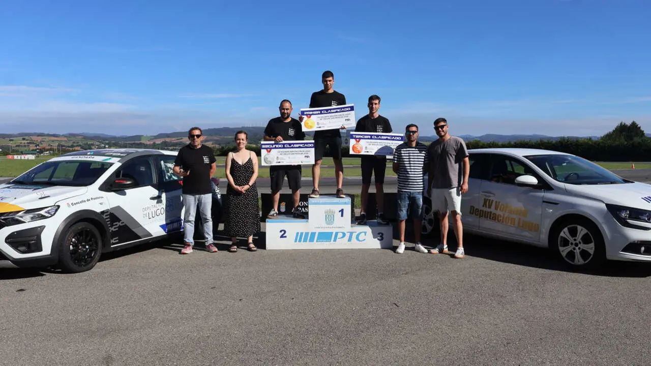 Podio del premio Volante Deputaci&oacute;n celebrado en Pastoriza