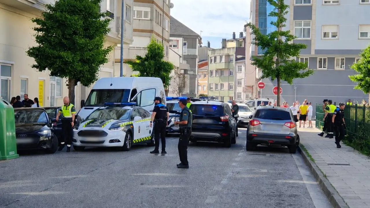 La persecuci&oacute;n del veh&iacute;culo por parte de la Guardia Civil concluy&oacute; en A Piringalla